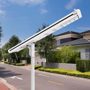 Auto Cleaning Solar Powered Street Light